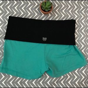 FOREVER 21 workout biker shorts 💪🏼✨